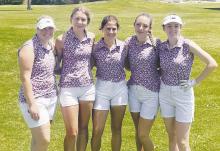Tigerettes golf at regionals